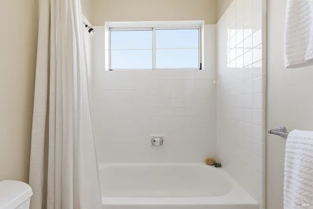 $595,000 | 1816 Downing Street, Petaluma, CA 94954