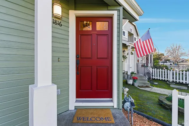 $595,000 | 1816 Downing Street, Petaluma, CA 94954