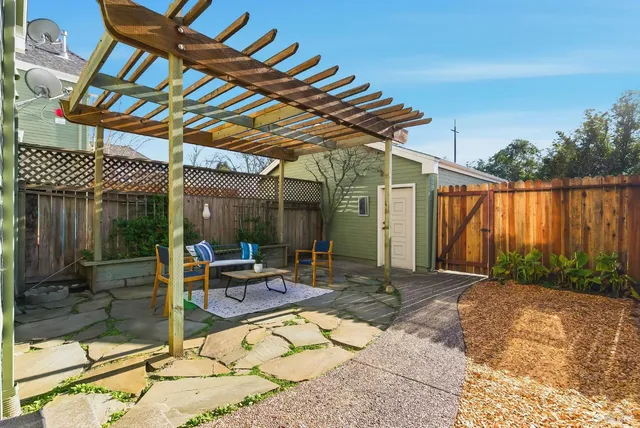 $595,000 | 1816 Downing Street, Petaluma, CA 94954