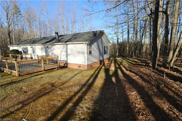 $279,900 | 1115 Cross Creek Drive, Walnut Cove, NC 27052