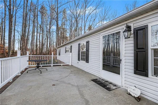 $279,900 | 1115 Cross Creek Drive, Walnut Cove, NC 27052