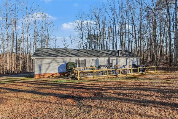 $279,900 | 1115 Cross Creek Drive, Walnut Cove, NC 27052