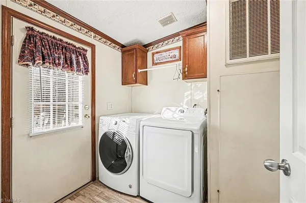 $279,900 | 1115 Cross Creek Drive, Walnut Cove, NC 27052