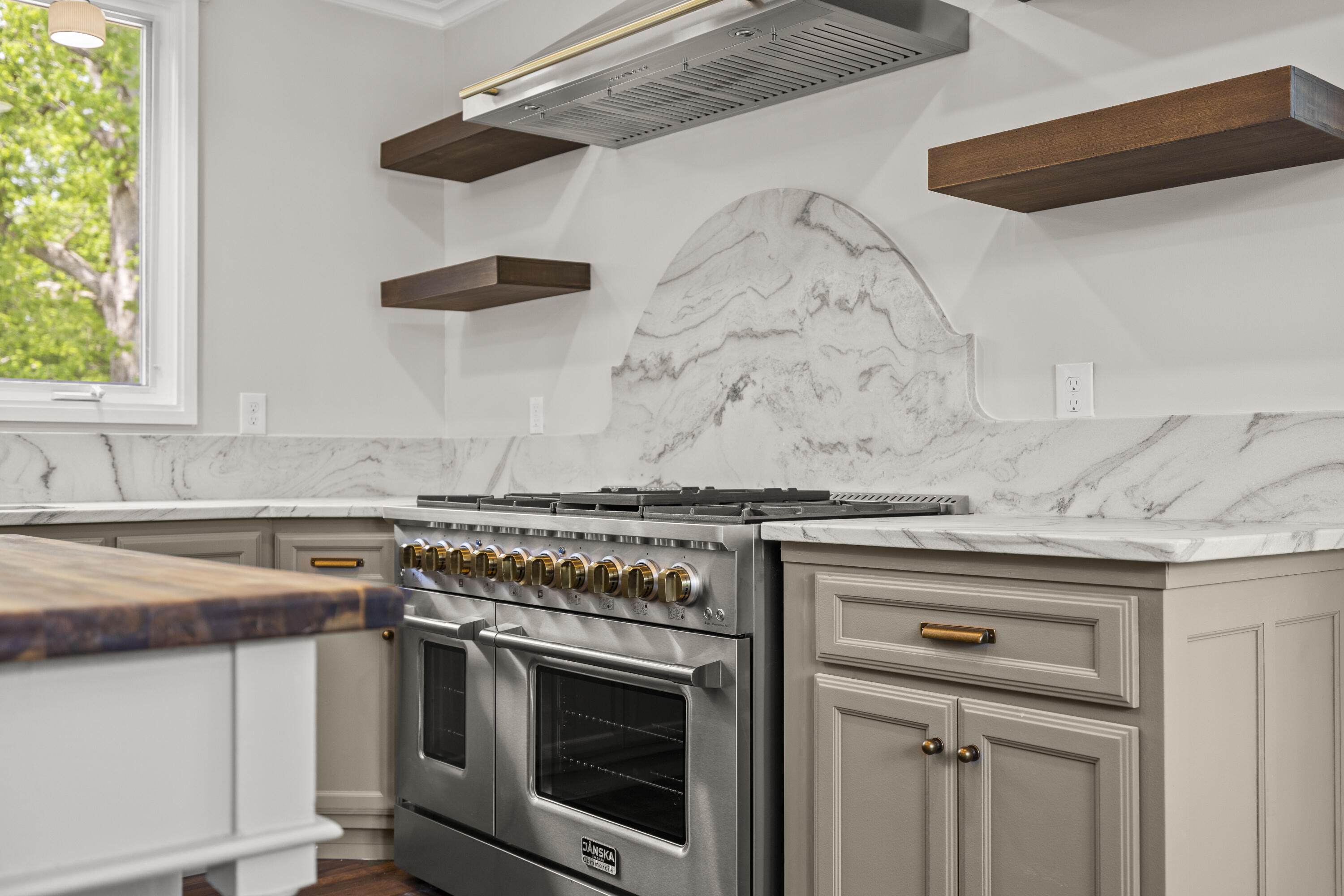 803 Cove Road Chickamauga, GA 30707 - Photo 13 of 34 Kitchen