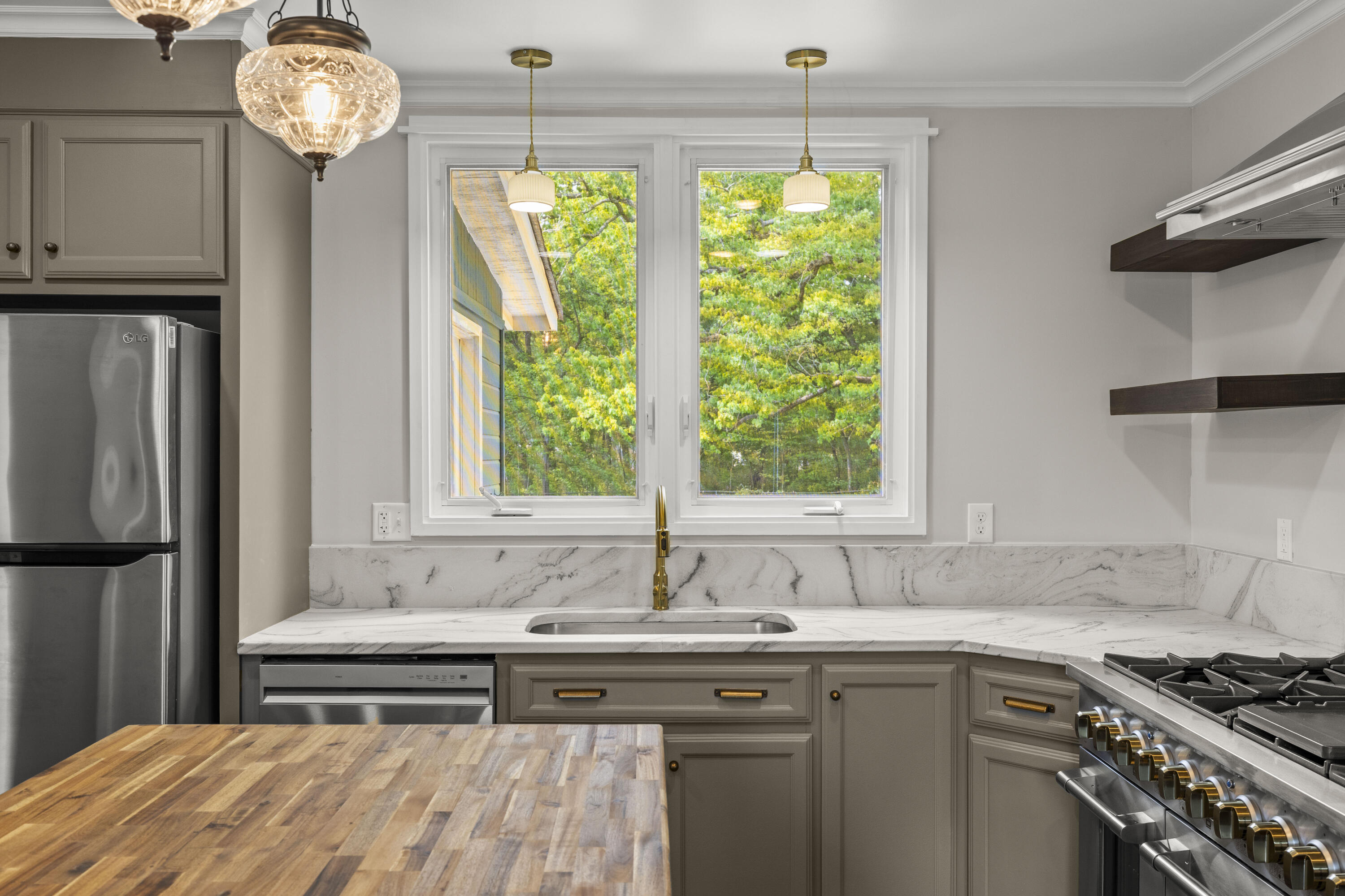 803 Cove Road Chickamauga, GA 30707 - Photo 16 of 34 Kitchen