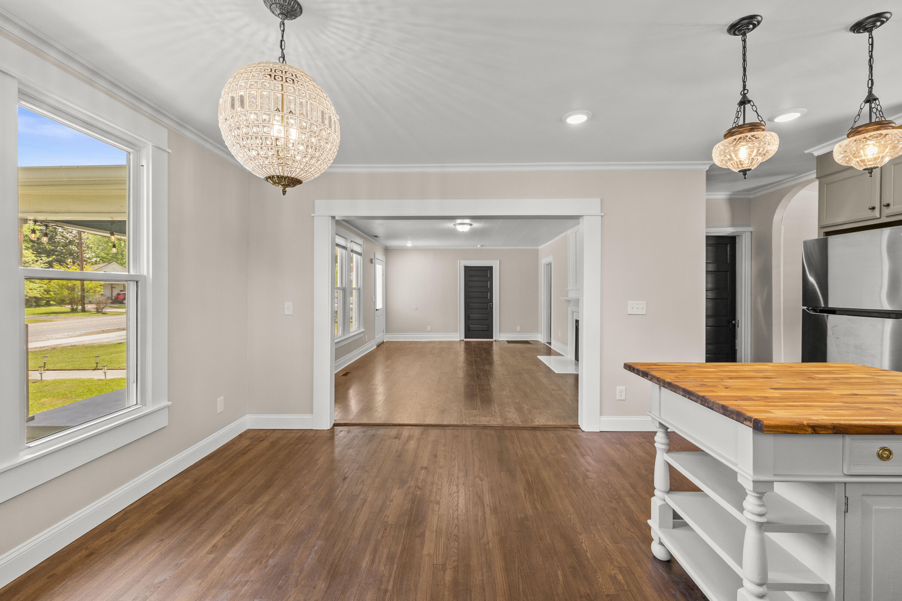803 Cove Road Chickamauga, GA 30707 - Photo 17 of 34 Dining Kitchen