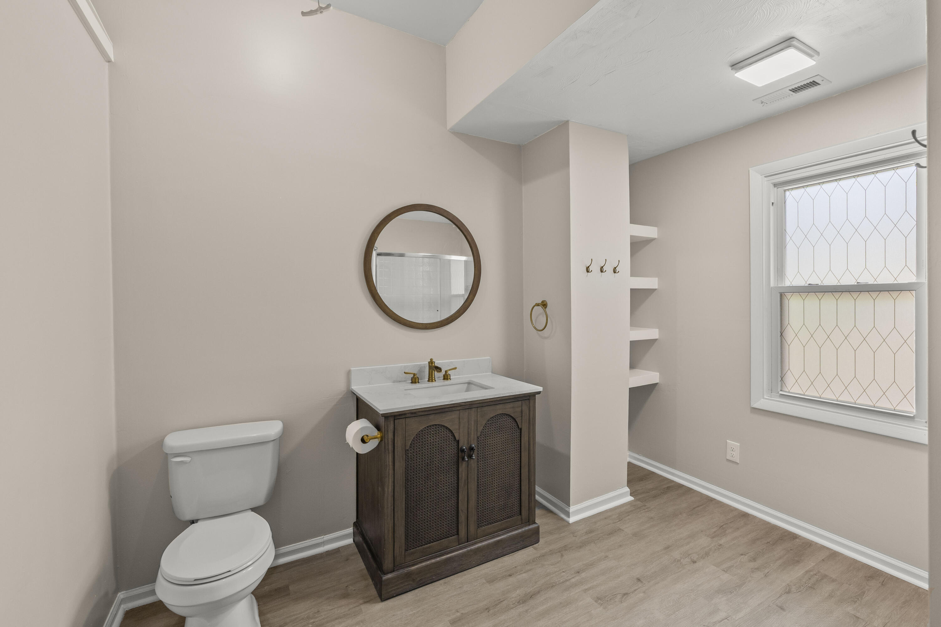 803 Cove Road Chickamauga, GA 30707 - Photo 24 of 34 Bathroom