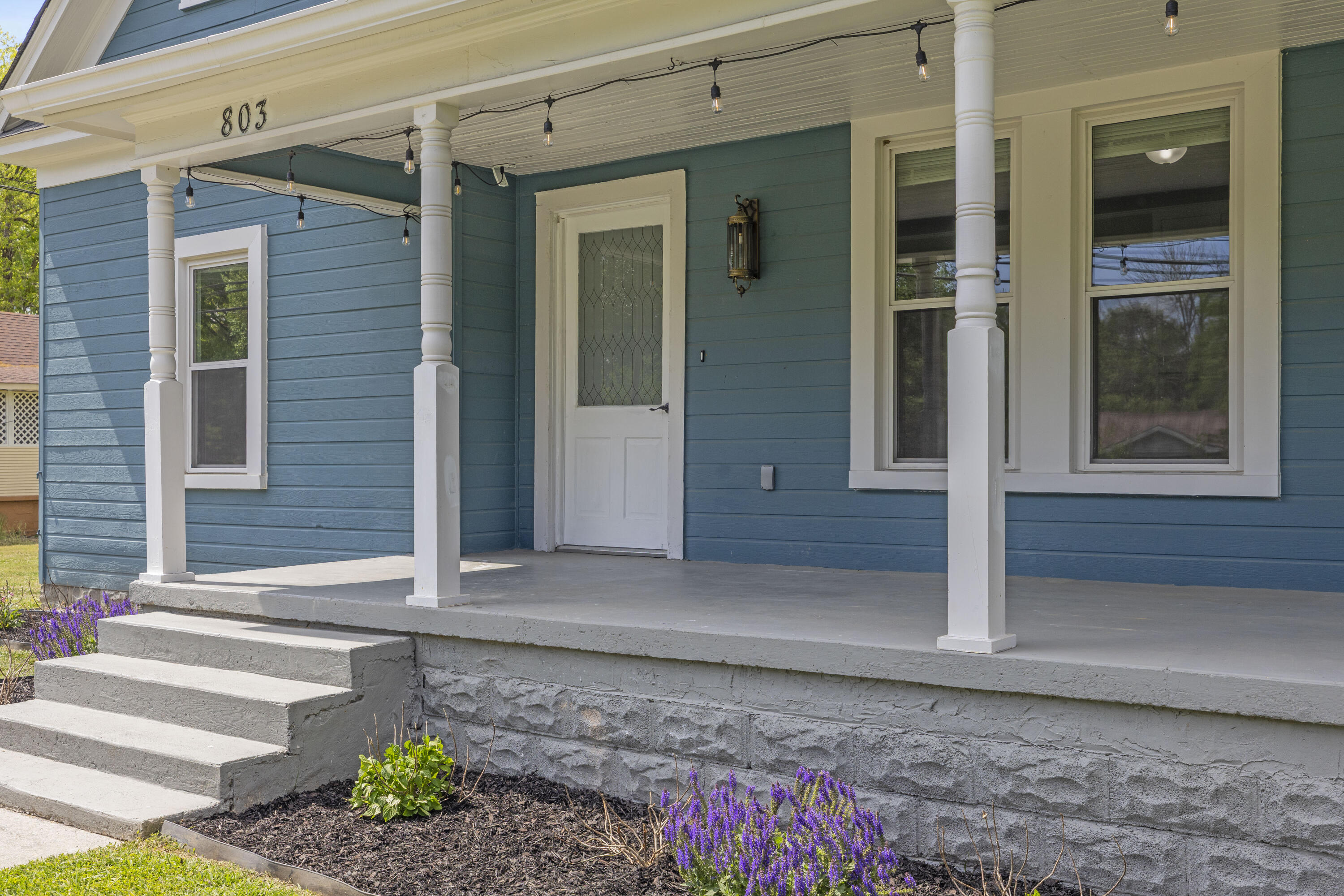 803 Cove Road Chickamauga, GA 30707 - Photo 5 of 34 Entryway