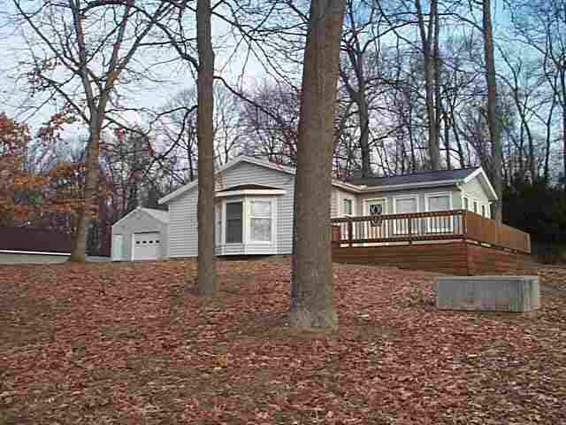 2500 West Sycamore Beach Road Angola, IN 46703 - Photo 1 of 3 Gallery Image 1