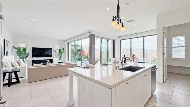 $3,180,000 | 236 Oceano, Irvine, CA 92602