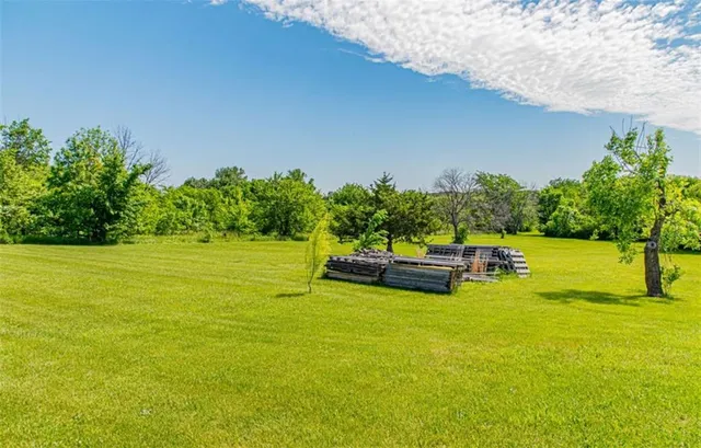 $345,000 | 5730 Highway 33, Osborn, MO 64474