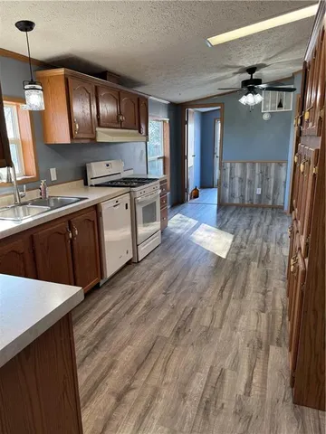 $345,000 | 5730 Highway 33, Osborn, MO 64474