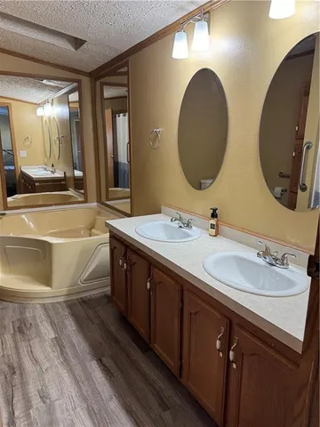 $345,000 | 5730 Highway 33, Osborn, MO 64474