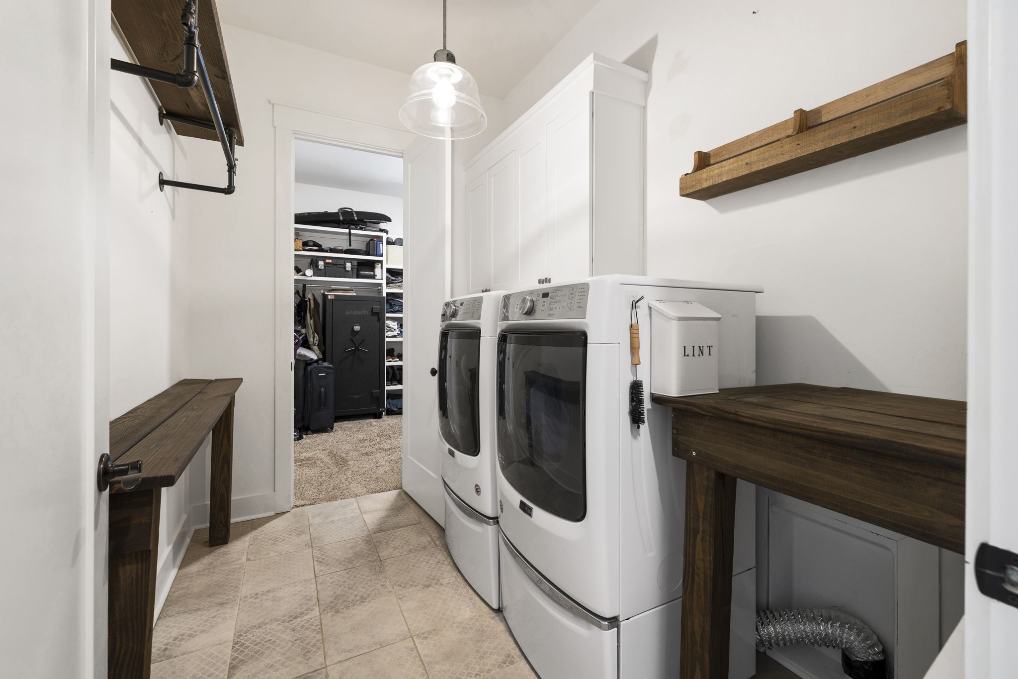273 Halltown Road Cottontown, TN 37048 - Photo 31 of 65 a utility room with dryer and washer