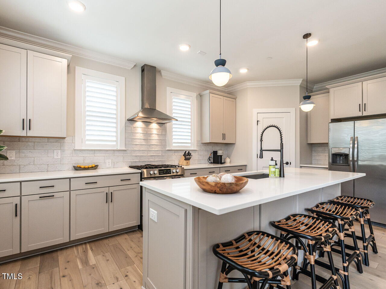 1611 Draper View Loop, Unit 106 Raleigh, NC 27608 - Photo 14 of 27 014-1280x960-kitchen