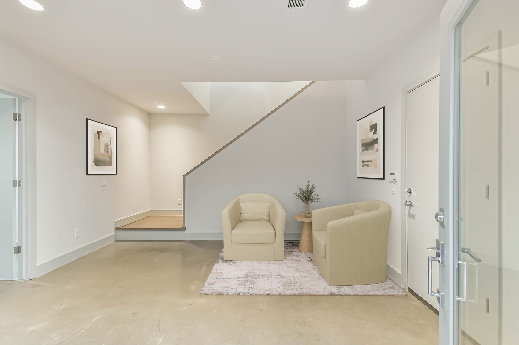 1509 Ruth Street Houston, TX 77004 - Photo 5 of 33 a room with two washing machine