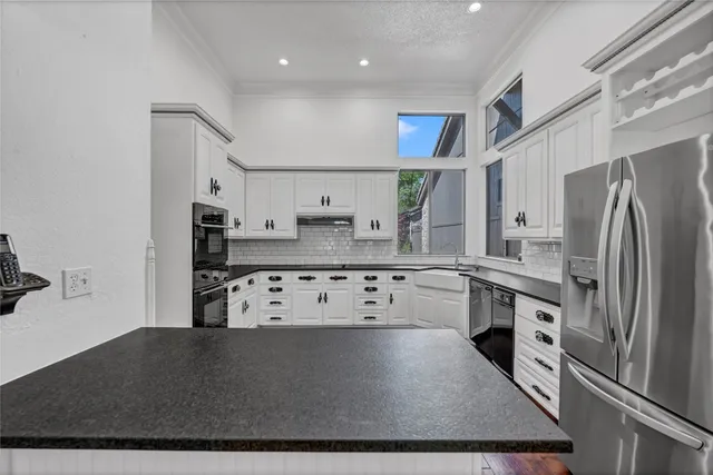 $519,000 | 109 Lachite, Unit 2, Horseshoe Bay, TX 78657