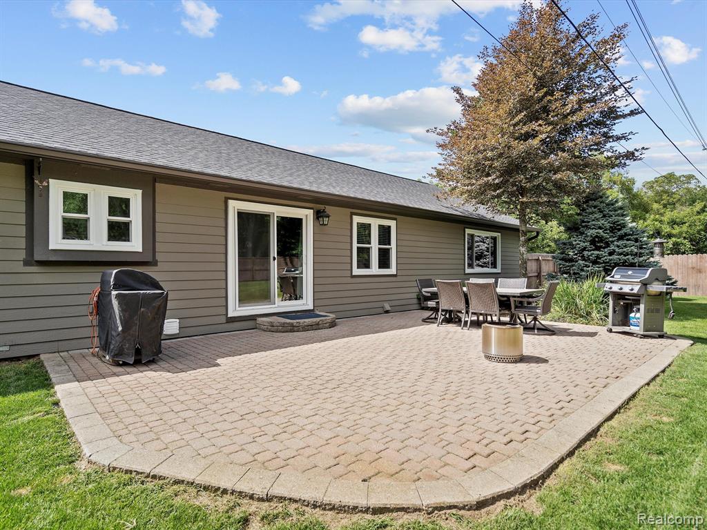 4275 Springdale Street Rochester, MI 48306 - Photo 45 of 51