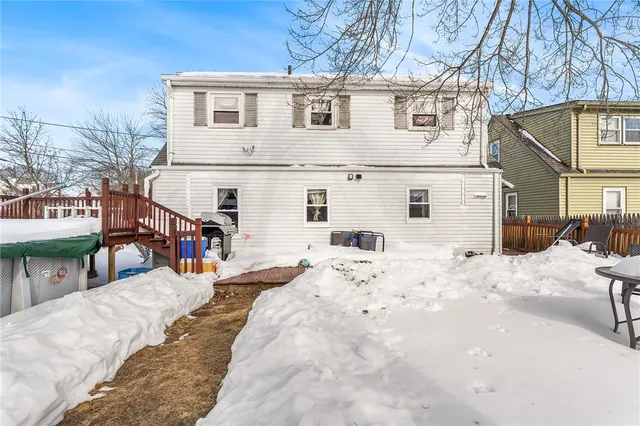$390,000 | 3 Hutchinson Avenue, Pawtucket, RI 02861