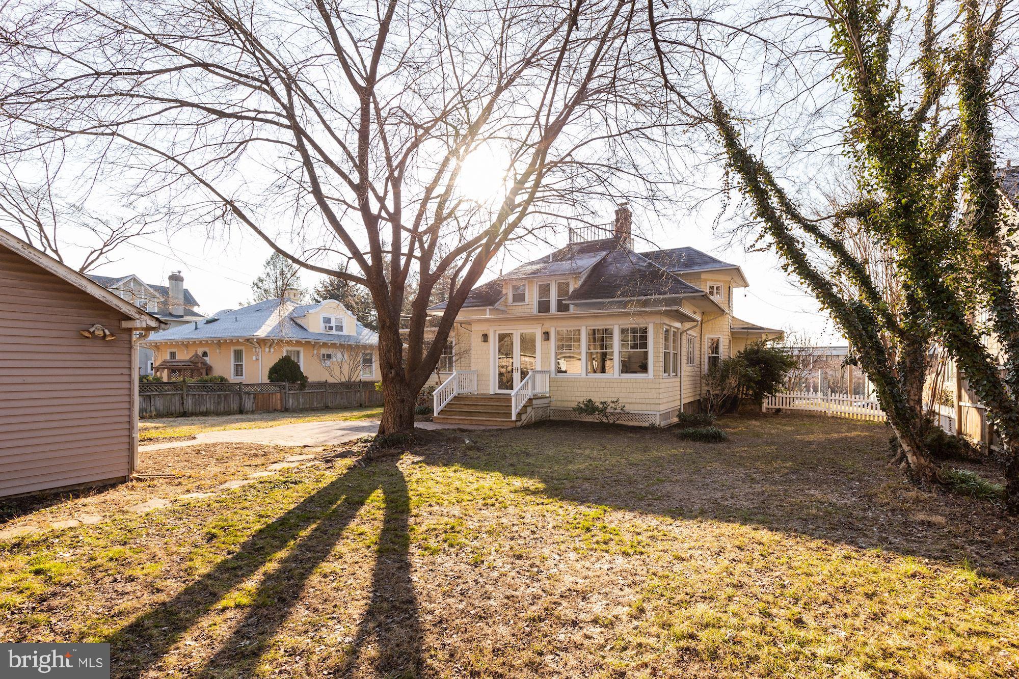 3755 Northampton Street Northwest Washington, DC 20015 - Photo 8 of 45