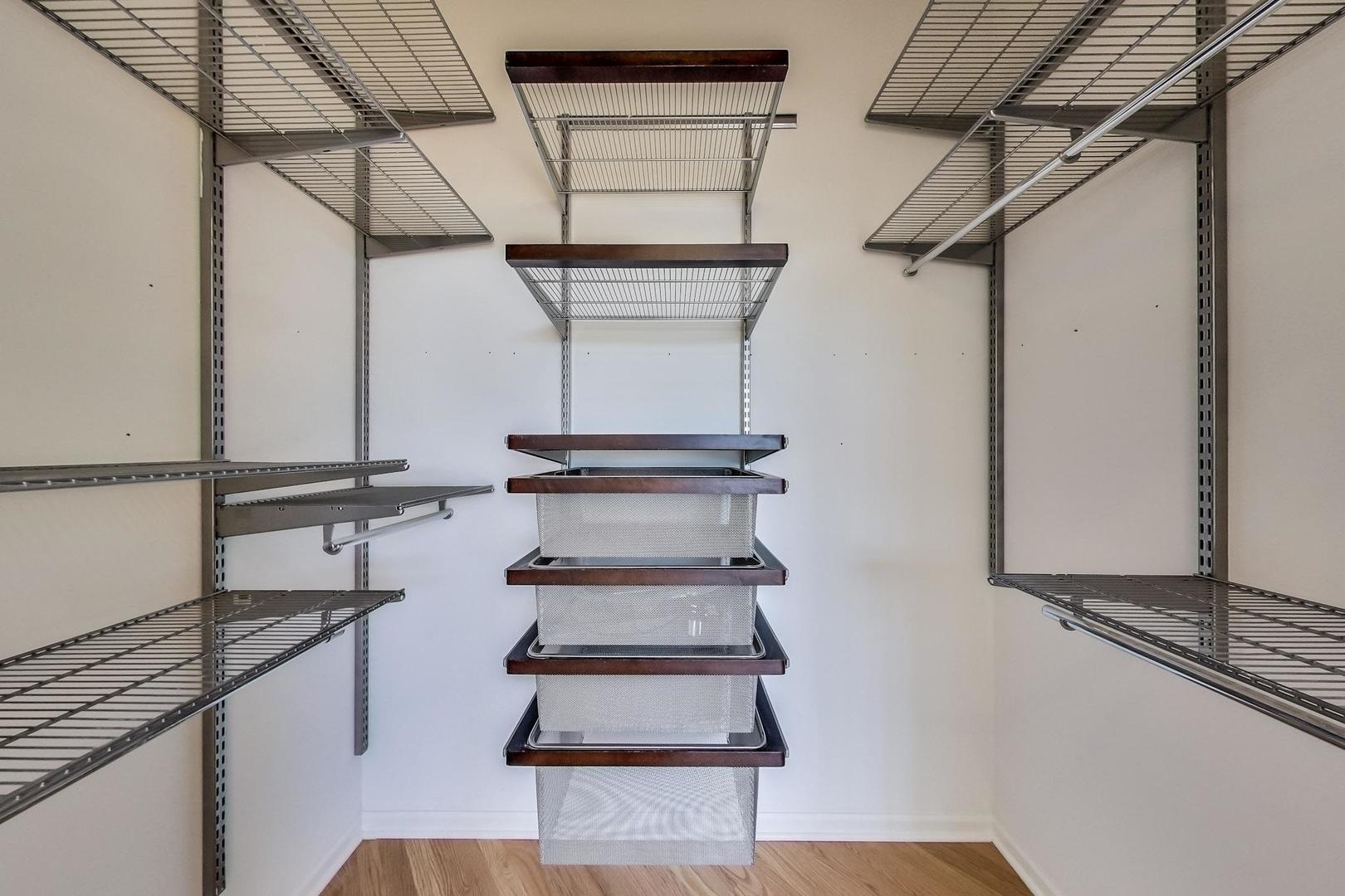 2703 West Thomas Street, Unit 3 Chicago, IL 60622 - Photo 16 of 27