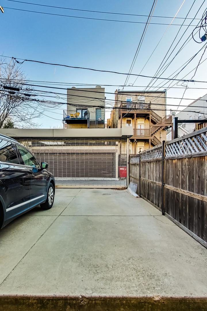 2703 West Thomas Street, Unit 3 Chicago, IL 60622 - Photo 26 of 27