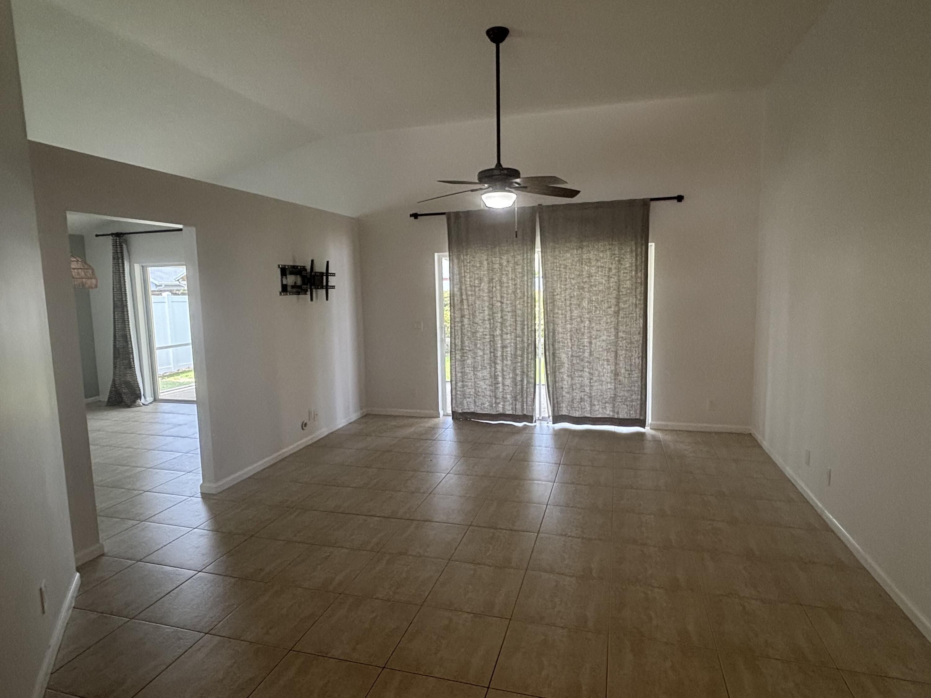 6366 Barbara Street Jupiter, FL 33458 - Photo 11 of 18 IMG_7776