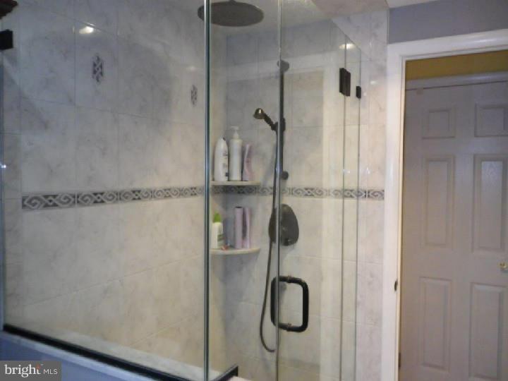 193 Laurel Road Churchville, PA 18966 - Photo 18 of 25 Bathroom
