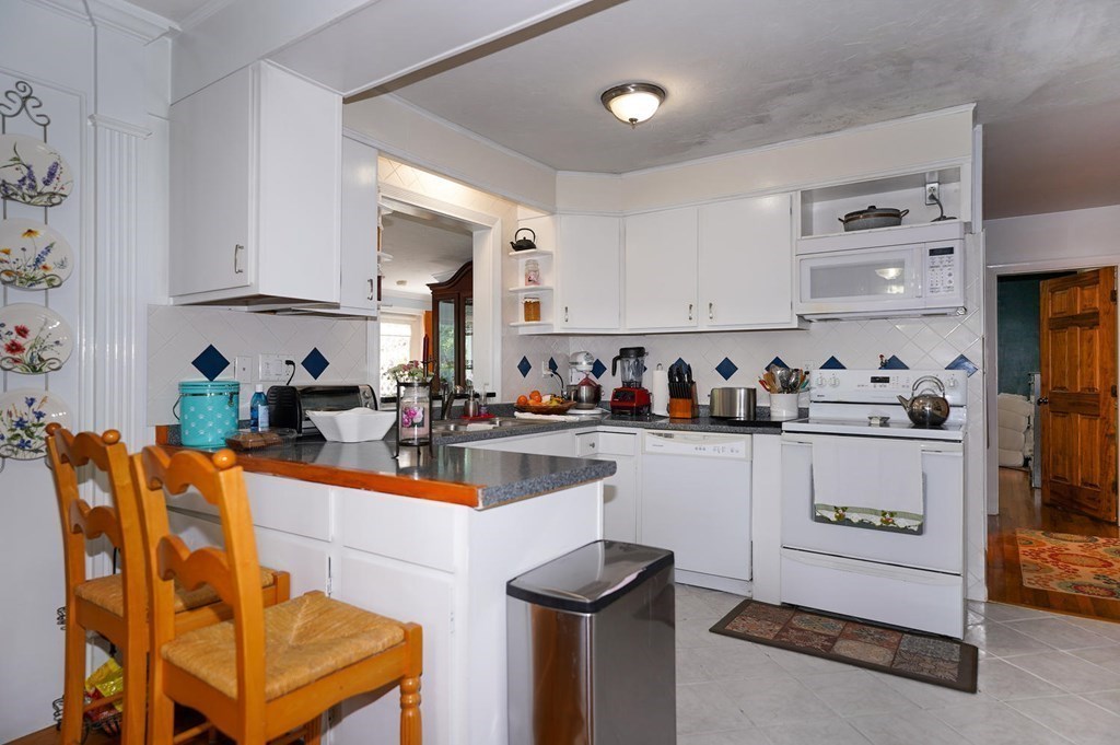 200 Sterling Road Lancaster, MA 01523 - Photo 14 of 36 Gallery Image 14