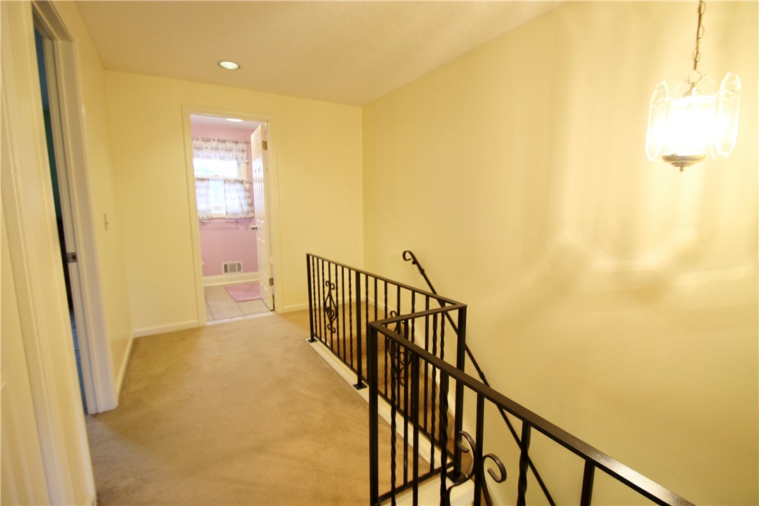 26 Hampton Lane Perinton, NY 14450 - Photo 21 of 39