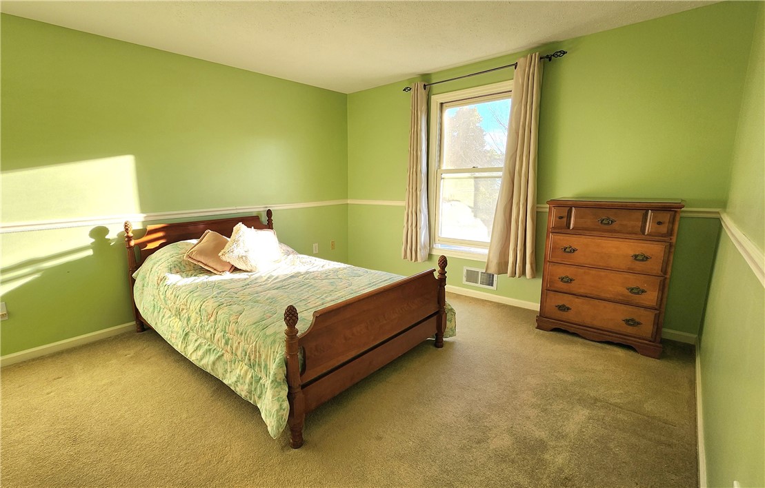 26 Hampton Lane Perinton, NY 14450 - Photo 25 of 39