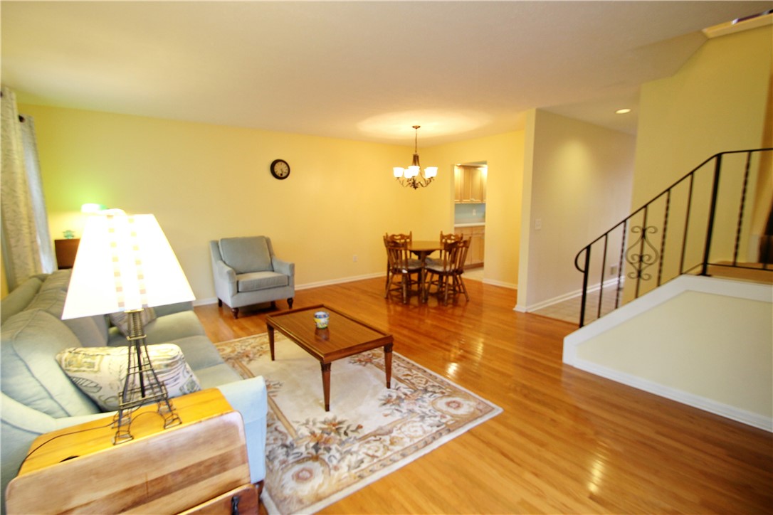 26 Hampton Lane Perinton, NY 14450 - Photo 9 of 39