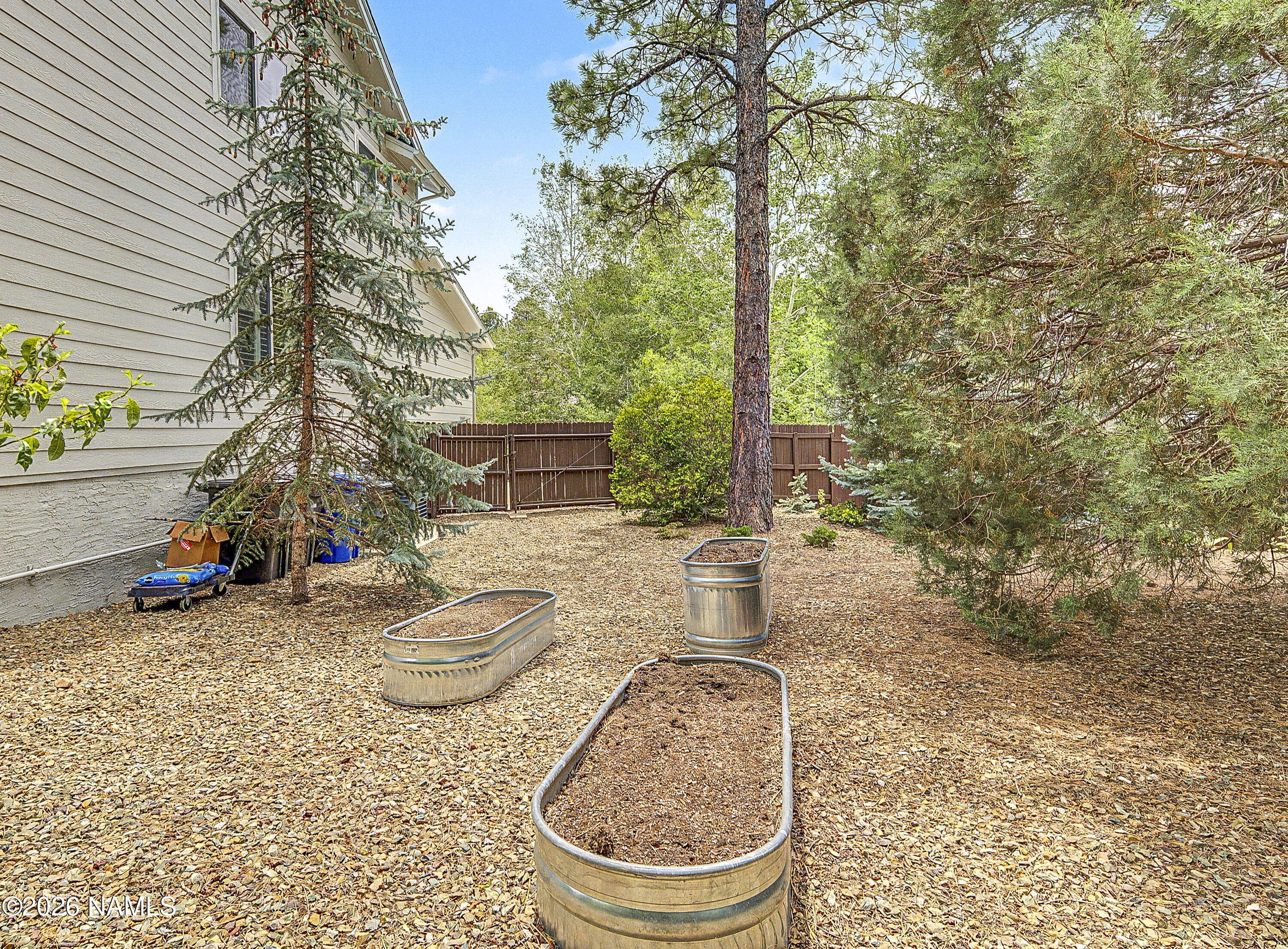 40 West Quartz Road Flagstaff, AZ 86005 - Photo 61 of 71 Garden Beds