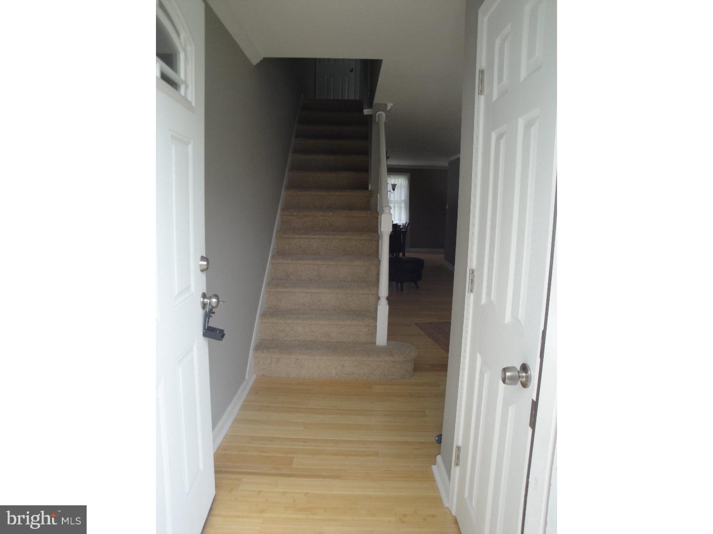 1310 Elson Road Brookhaven, PA 19015 - Photo 3 of 21 Foyer