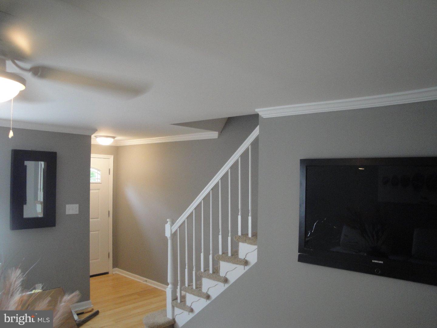 1310 Elson Road Brookhaven, PA 19015 - Photo 5 of 21 Living Room