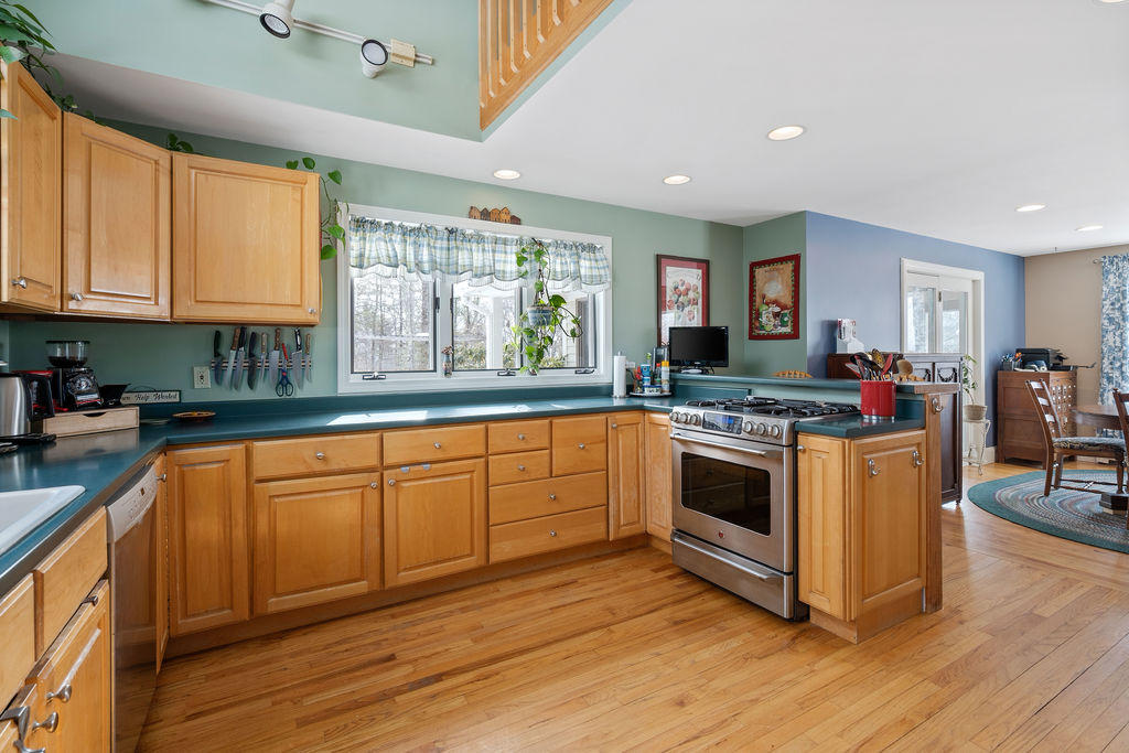 96 Sunny Hill Road Casco, ME 04015 - Photo 19 of 56 020_96sunnyhillrdcasco-18