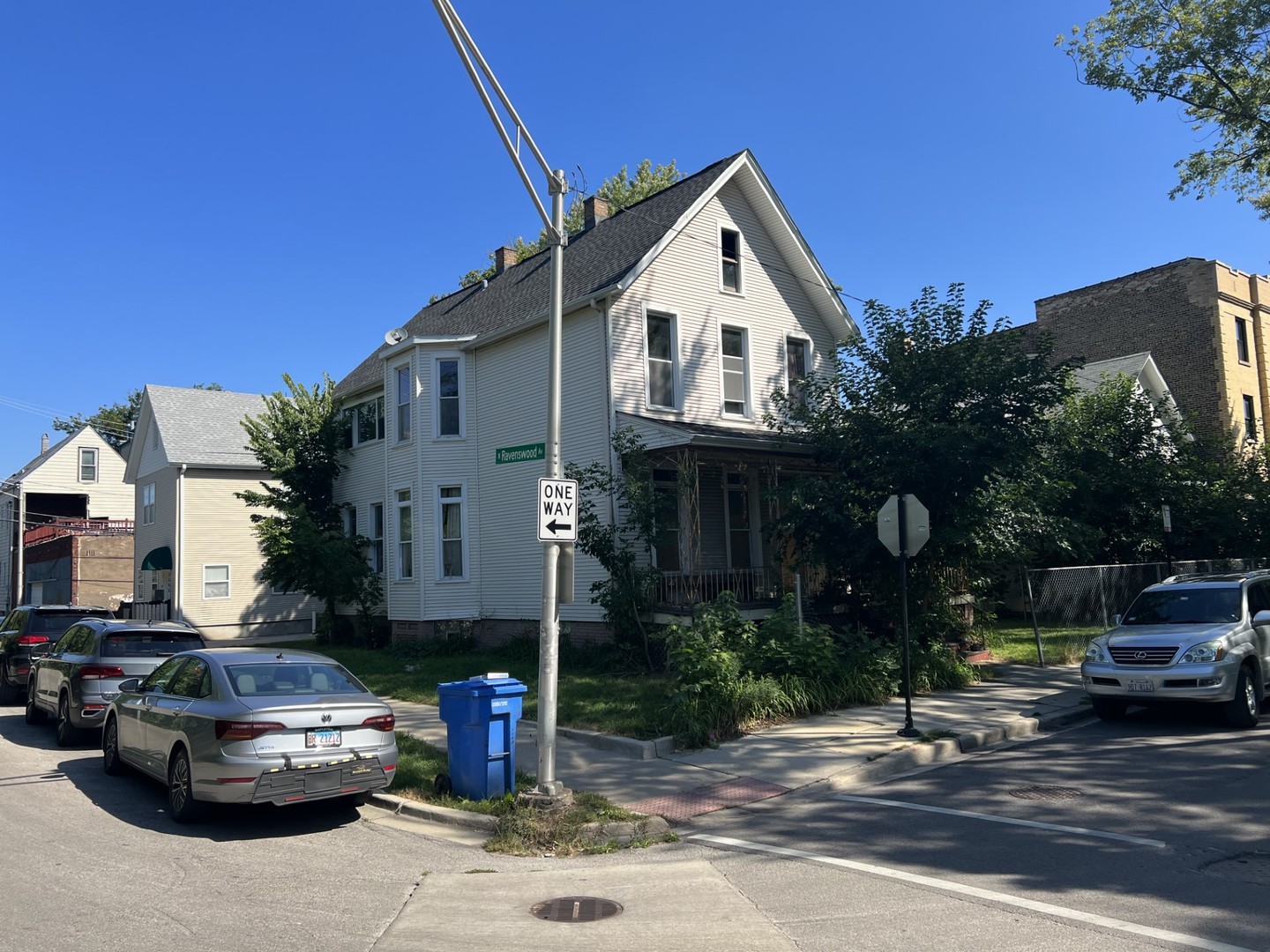 1756 West Henderson Street Chicago, IL 60657 - Photo 2 of 2 a view of a street with cars
