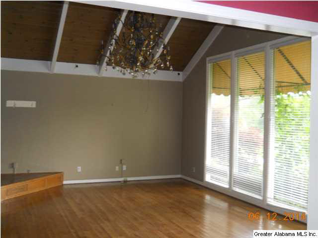 932 Spring Garden Street Pelham, AL 35124 - Photo 7 of 14
