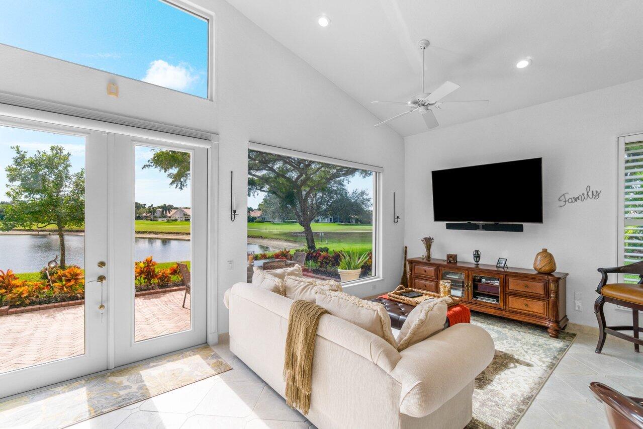 6934 Grenelefe Road Boynton Beach, FL 33437 - Photo 11 of 57 Family Room