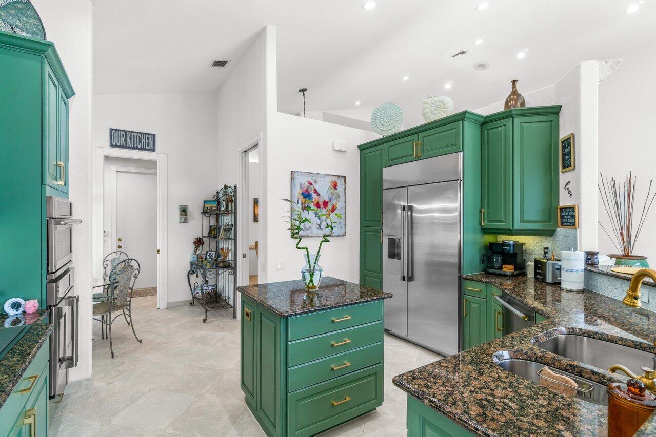 6934 Grenelefe Road Boynton Beach, FL 33437 - Photo 17 of 57 Kitchen