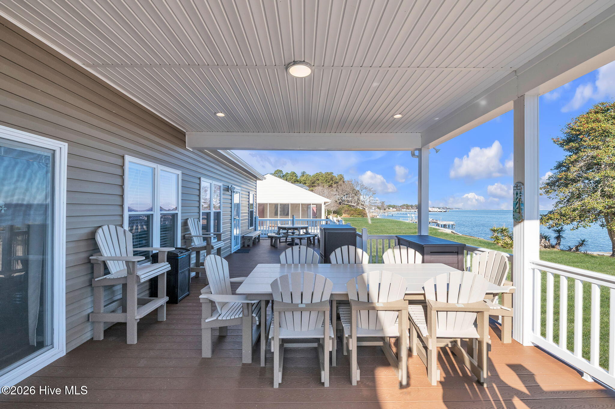 132 Romm Point Currituck, NC 27929 - Photo 8 of 59 20-web-or-mls-DSC_3702