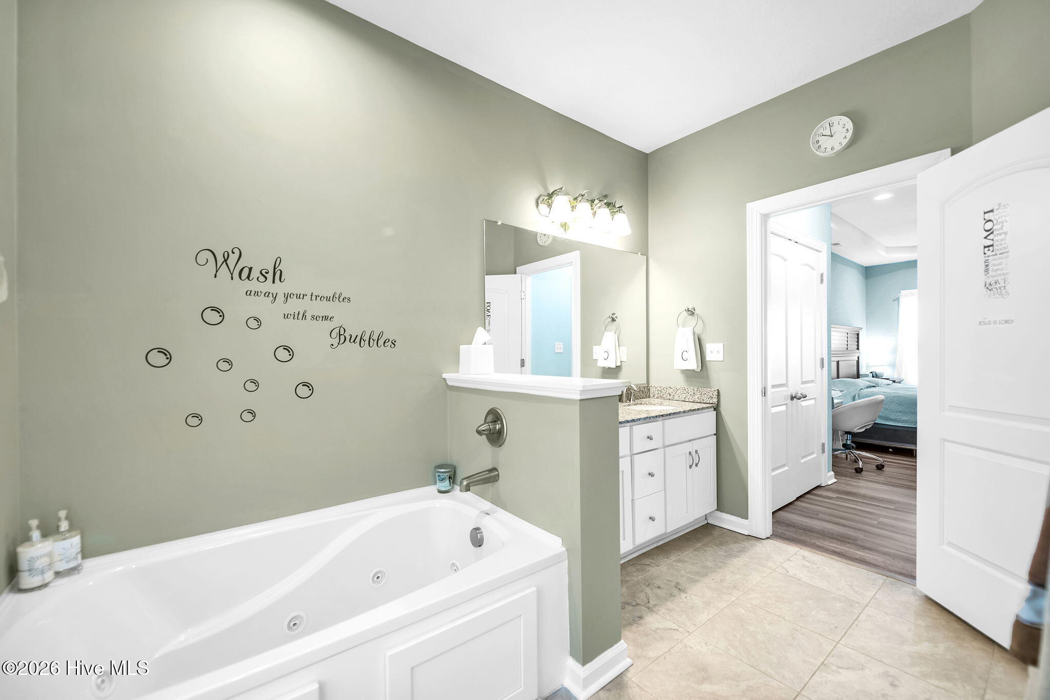 132 Romm Point Currituck, NC 27929 - Photo 33 of 59 81-web-or-mls-DSC_3743