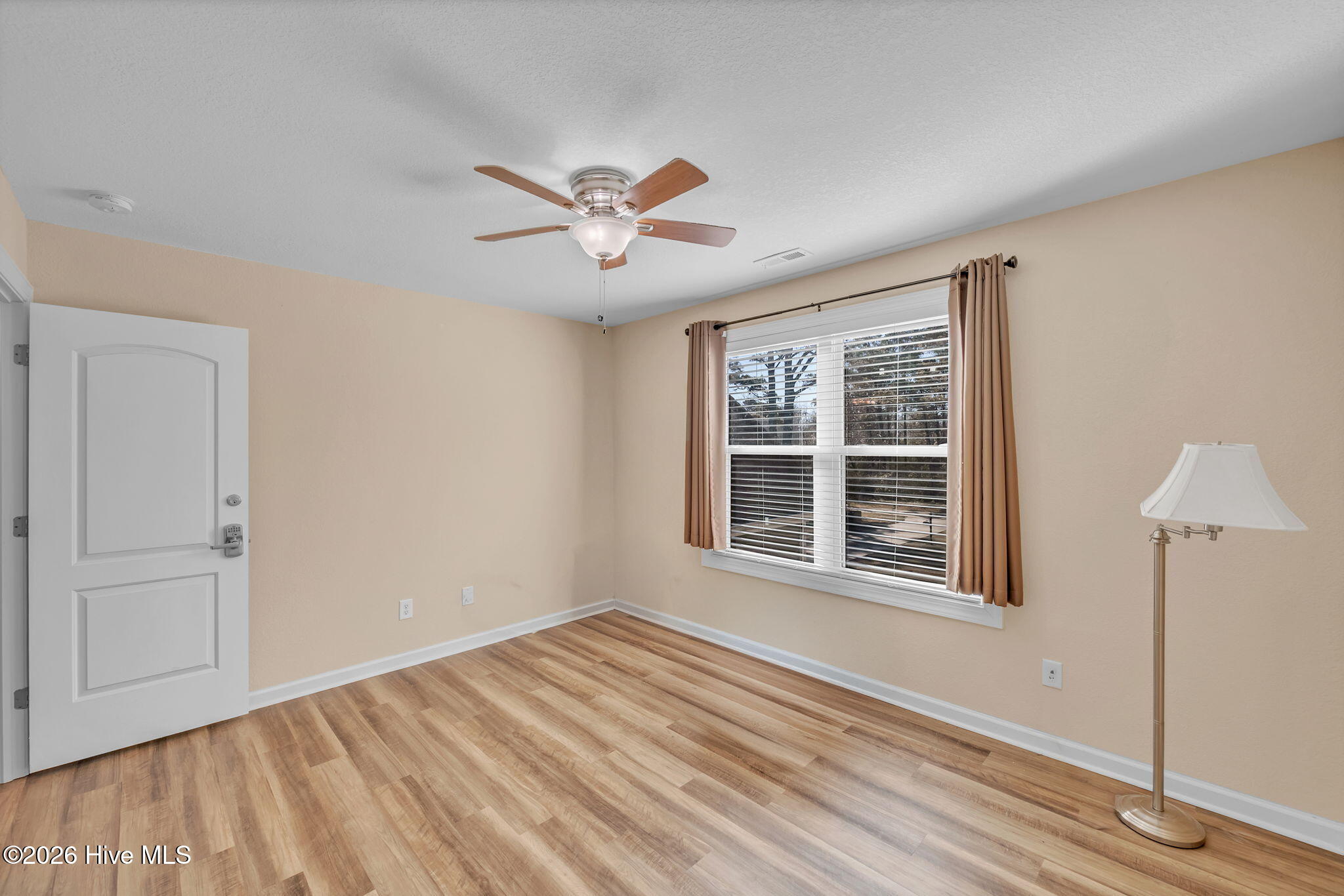 132 Romm Point Currituck, NC 27929 - Photo 37 of 59 85-web-or-mls-DSC_3784 retouch