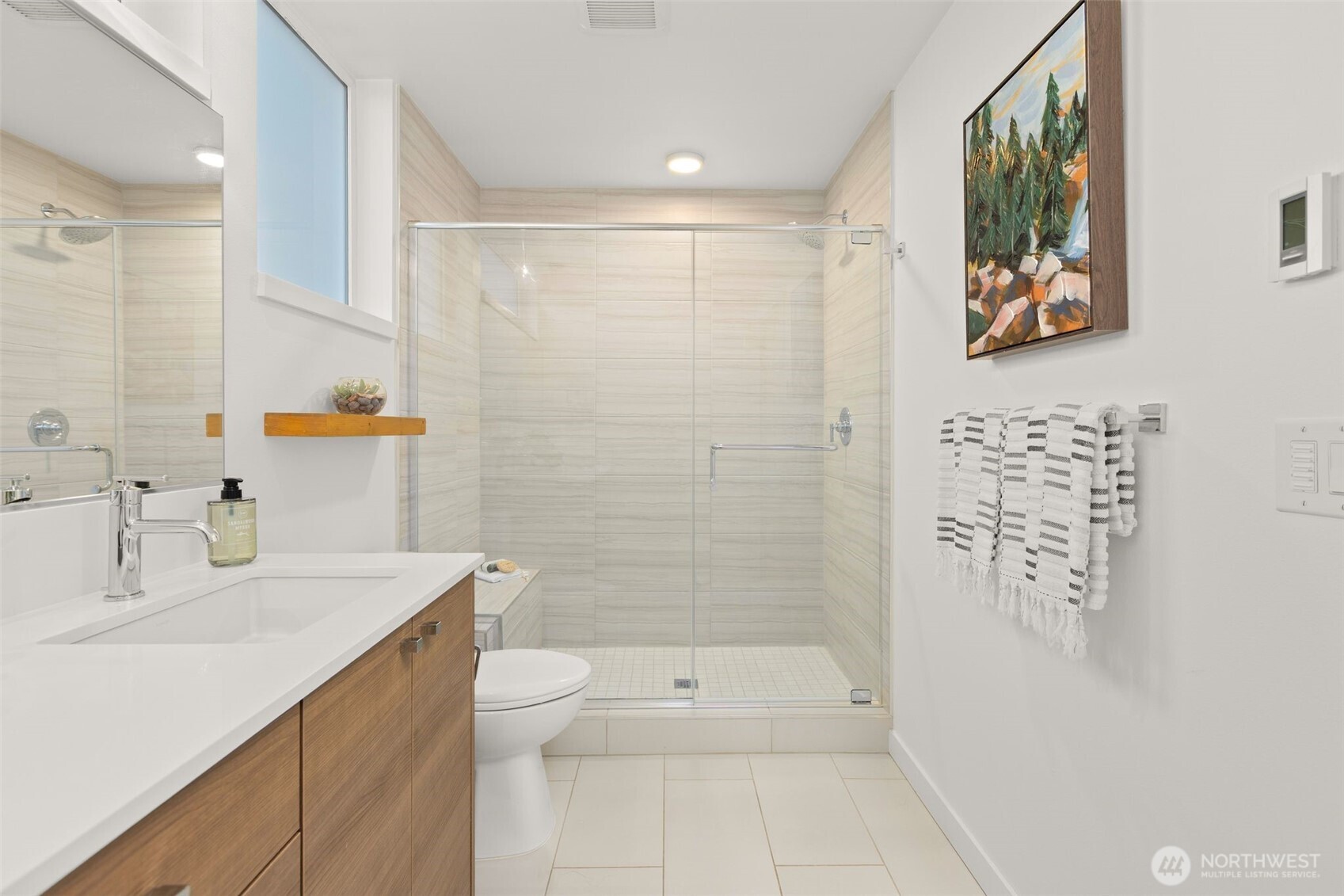 3551 Wallingford Avenue North Seattle, WA 98103 - Photo 11 of 22
