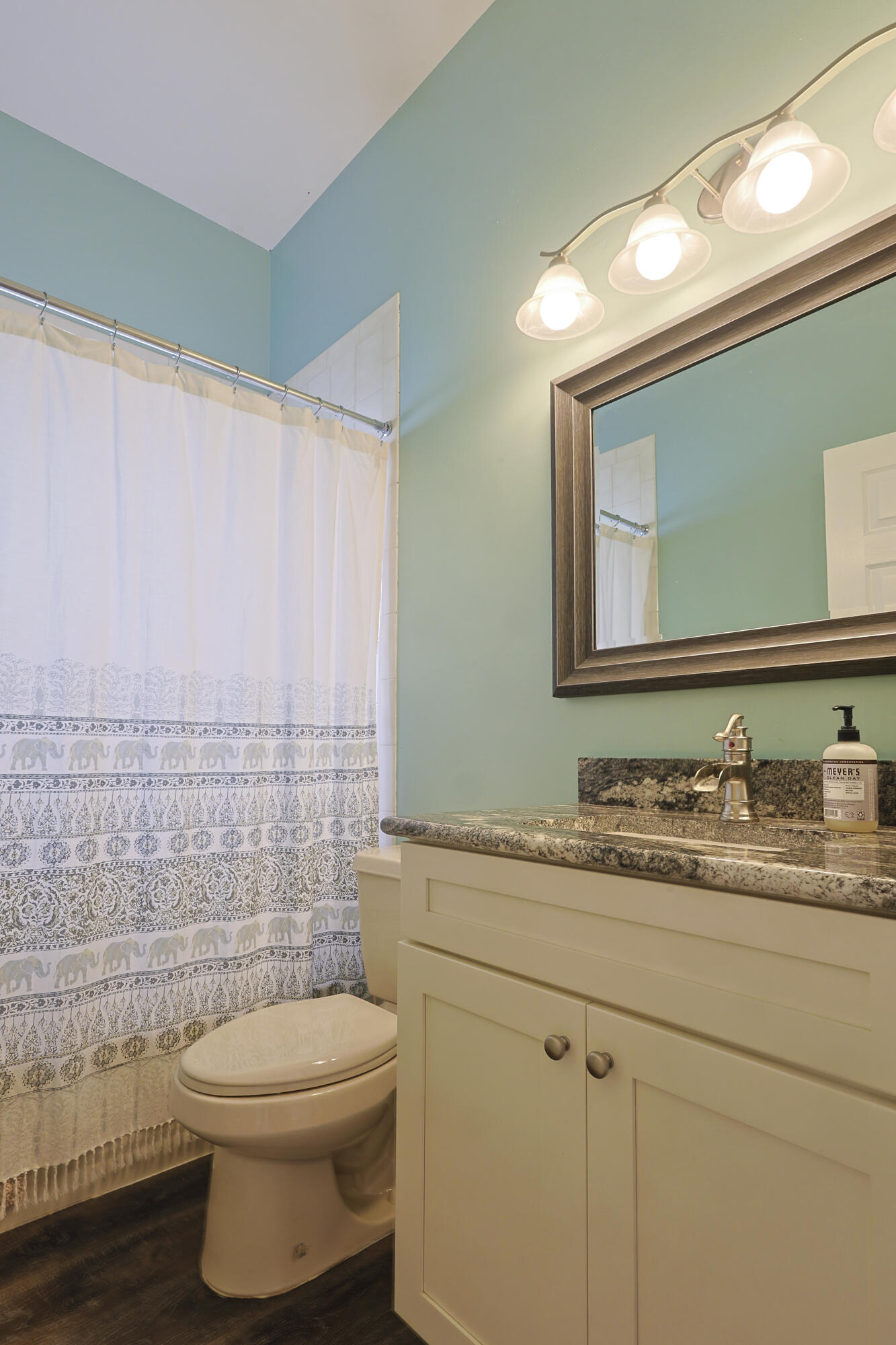 7205 Southeast Seagate Lane Stuart, FL 34997 - Photo 19 of 30 Guest Bath