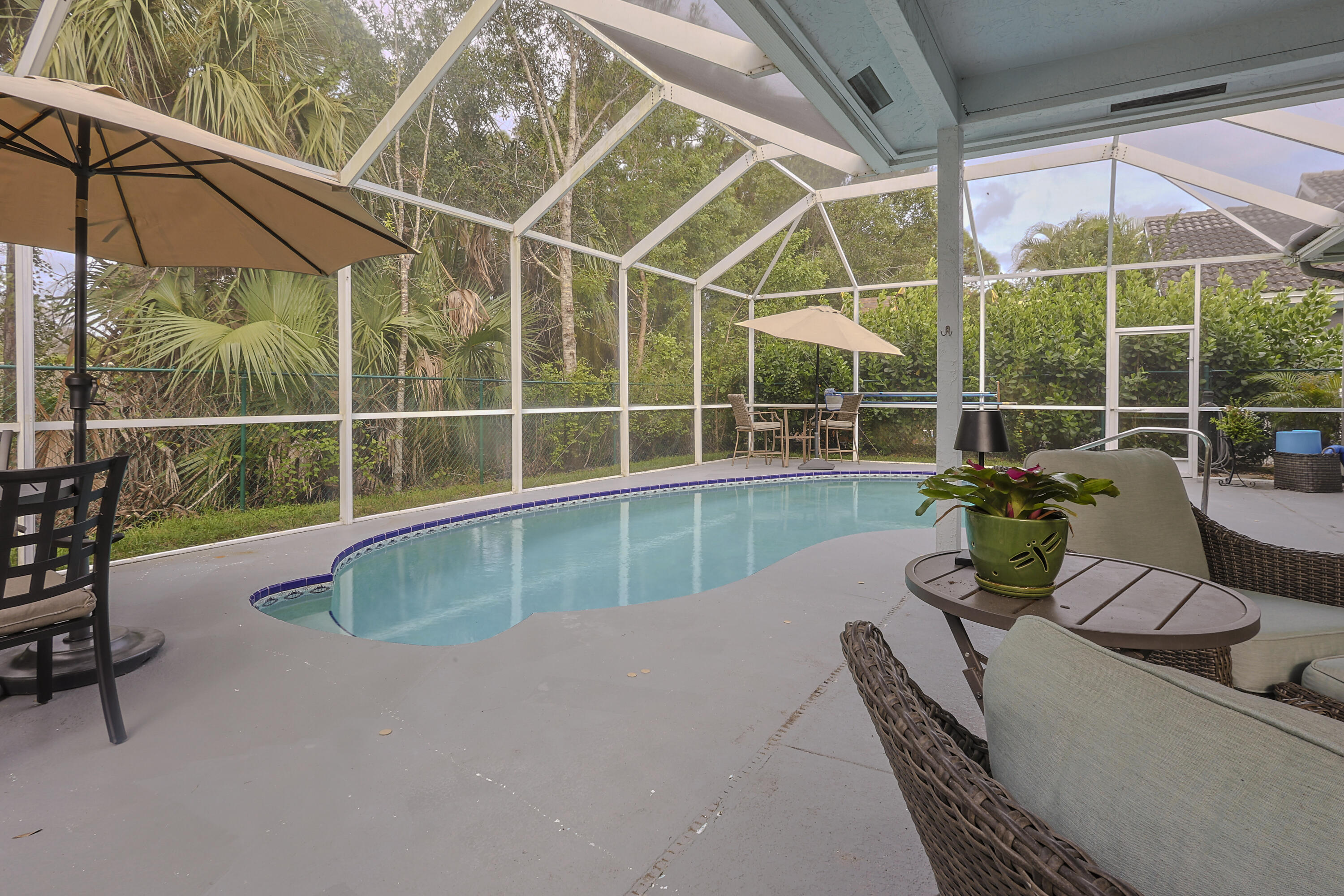 7205 Southeast Seagate Lane Stuart, FL 34997 - Photo 22 of 30 Screened Pool