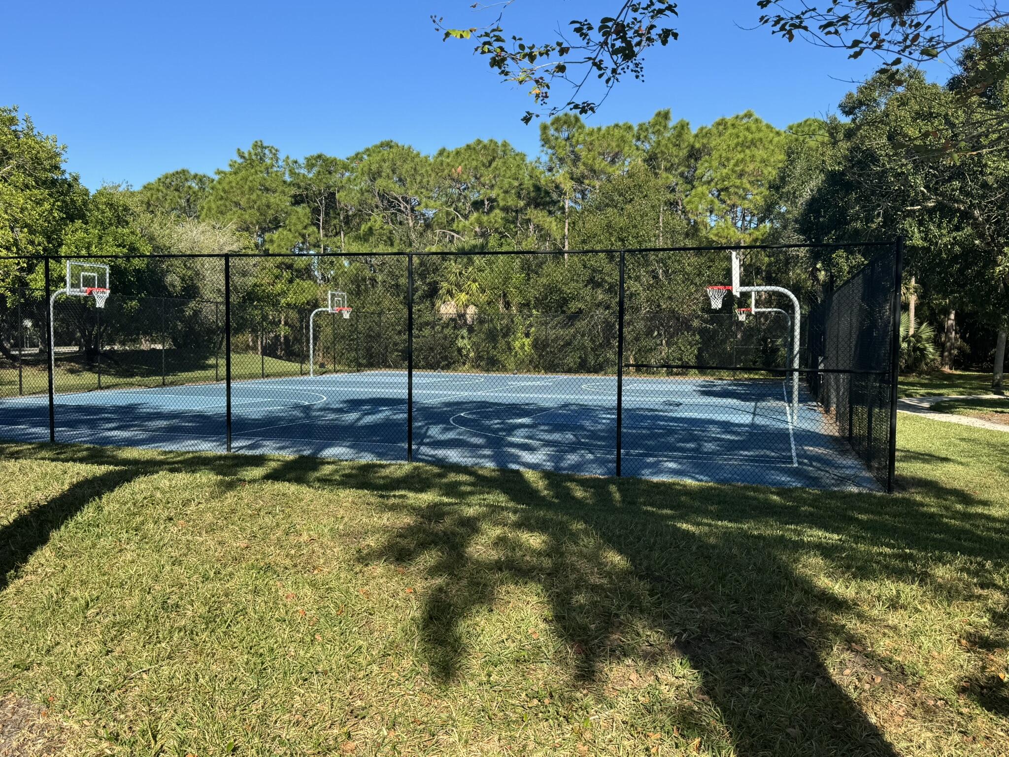 7205 Southeast Seagate Lane Stuart, FL 34997 - Photo 28 of 30 Basket Ball Court