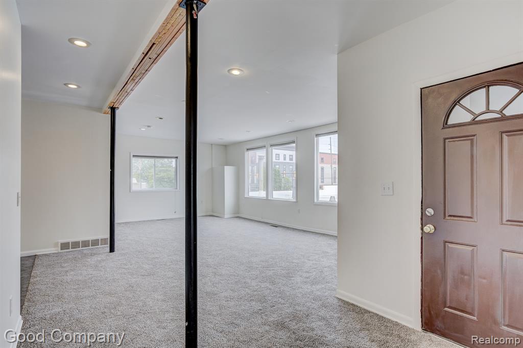 522 East 9 Mile Road, Unit 526 Ferndale, MI 48220 - Photo 3 of 27