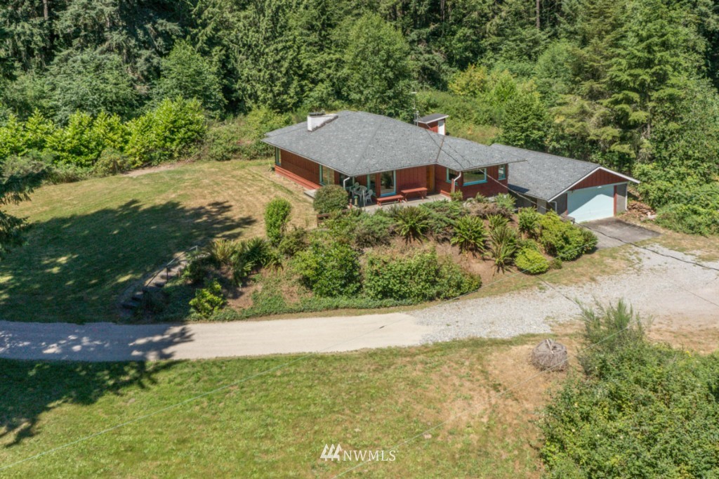 11204 Southwest Cemetery Road Vashon, WA 98070 - Photo 1 of 23