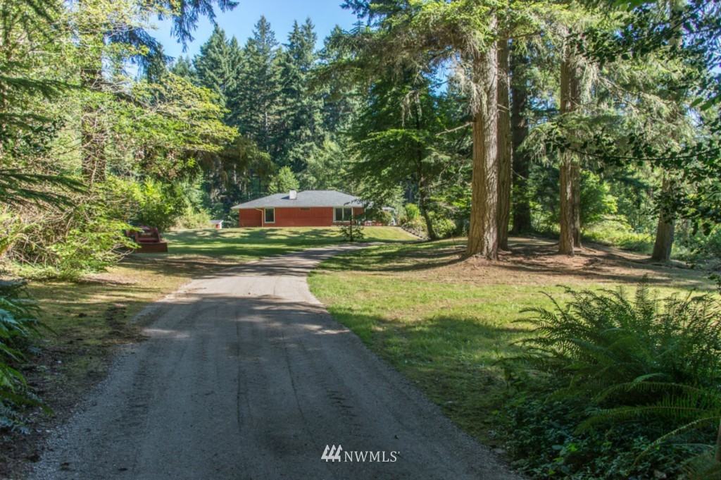 11204 Southwest Cemetery Road Vashon, WA 98070 - Photo 2 of 23
